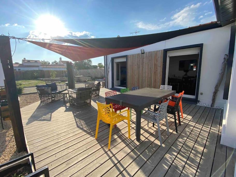 Villa Avec Jacuzzi Proche De La Mer Et Du Centre Barbatre Экстерьер фото